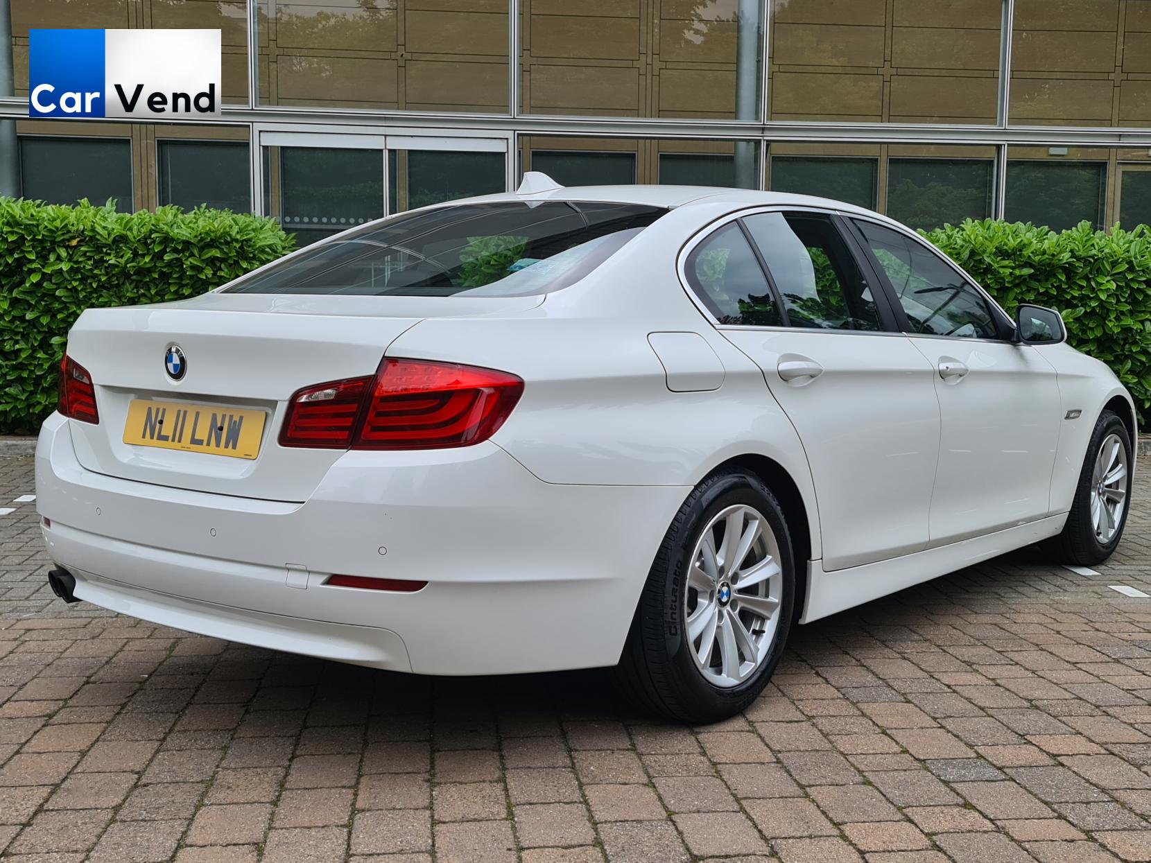 BMW 5 Series 2.0 520d SE Saloon 4dr Diesel Steptronic Euro 5 (184 ps)