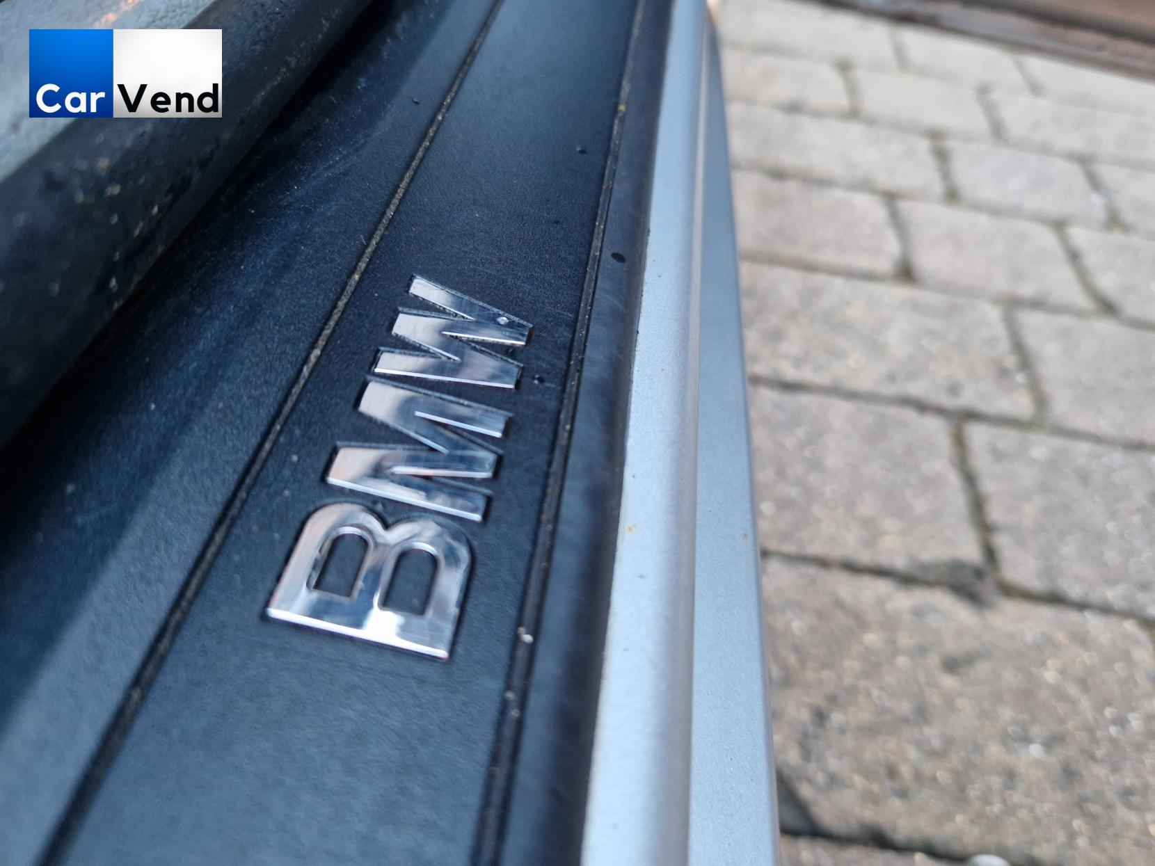 BMW 3 Series 2.5 325i SE Touring 5dr Petrol Auto Euro 4 (218 ps)