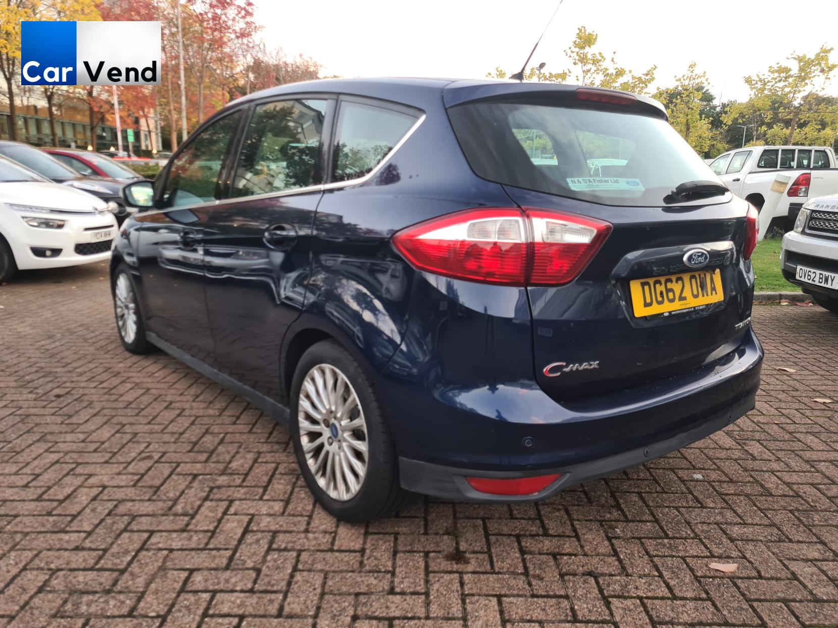 Ford C-Max 2.0 TDCi Titanium MPV 5dr Diesel Powershift Euro 5 (140 ps)