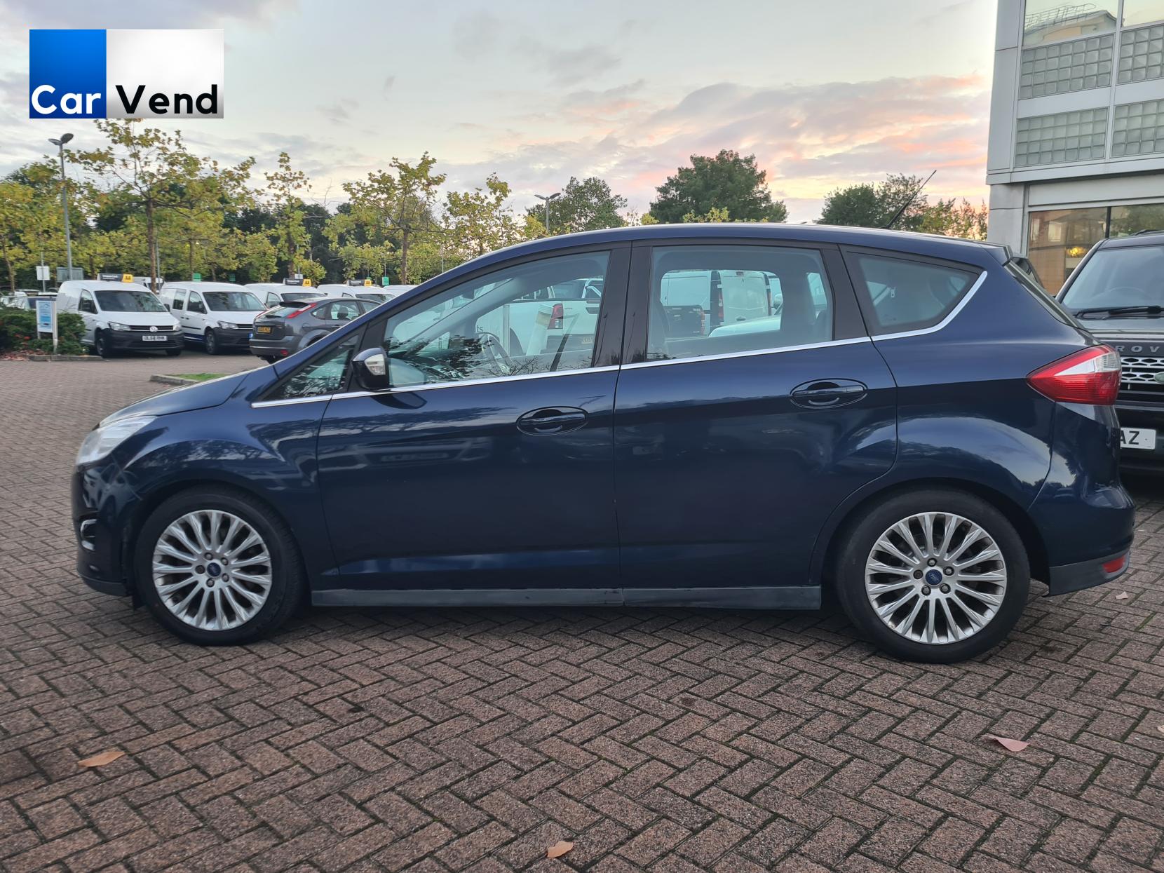 Ford C-Max 2.0 TDCi Titanium MPV 5dr Diesel Powershift Euro 5 (140 ps)