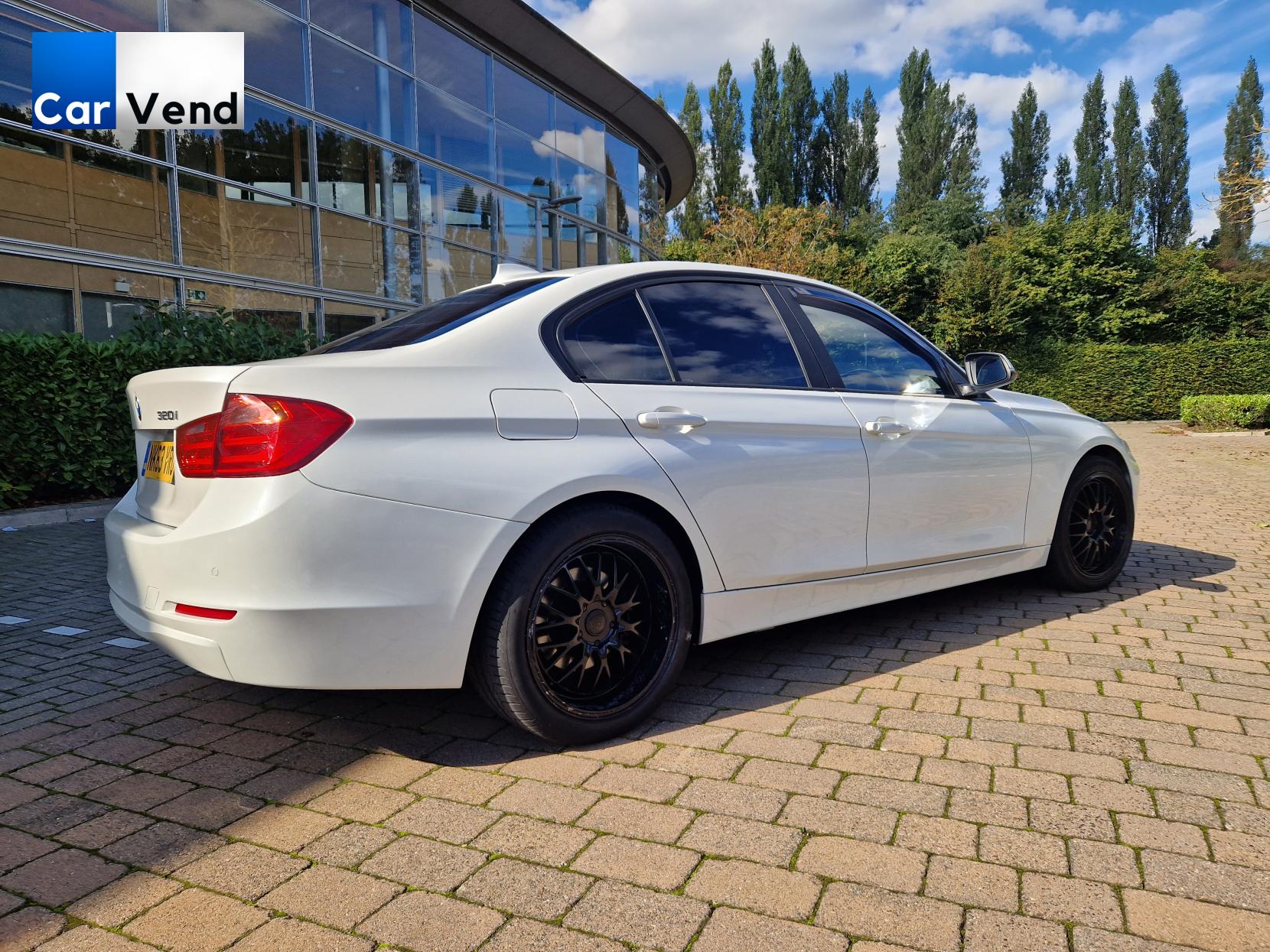 BMW 3 Series 1.6 320i ED EfficientDynamics Saloon 4dr Petrol Manual Euro 6 (s/s) (170 ps)