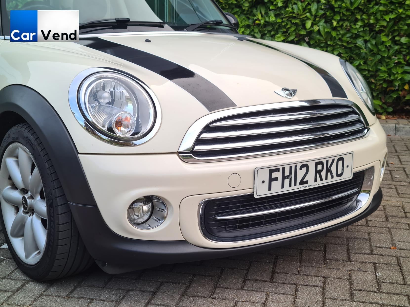 MINI Hatch 1.6 Cooper Hatchback 3dr Petrol Manual Euro 5 (s/s) (122 ps)