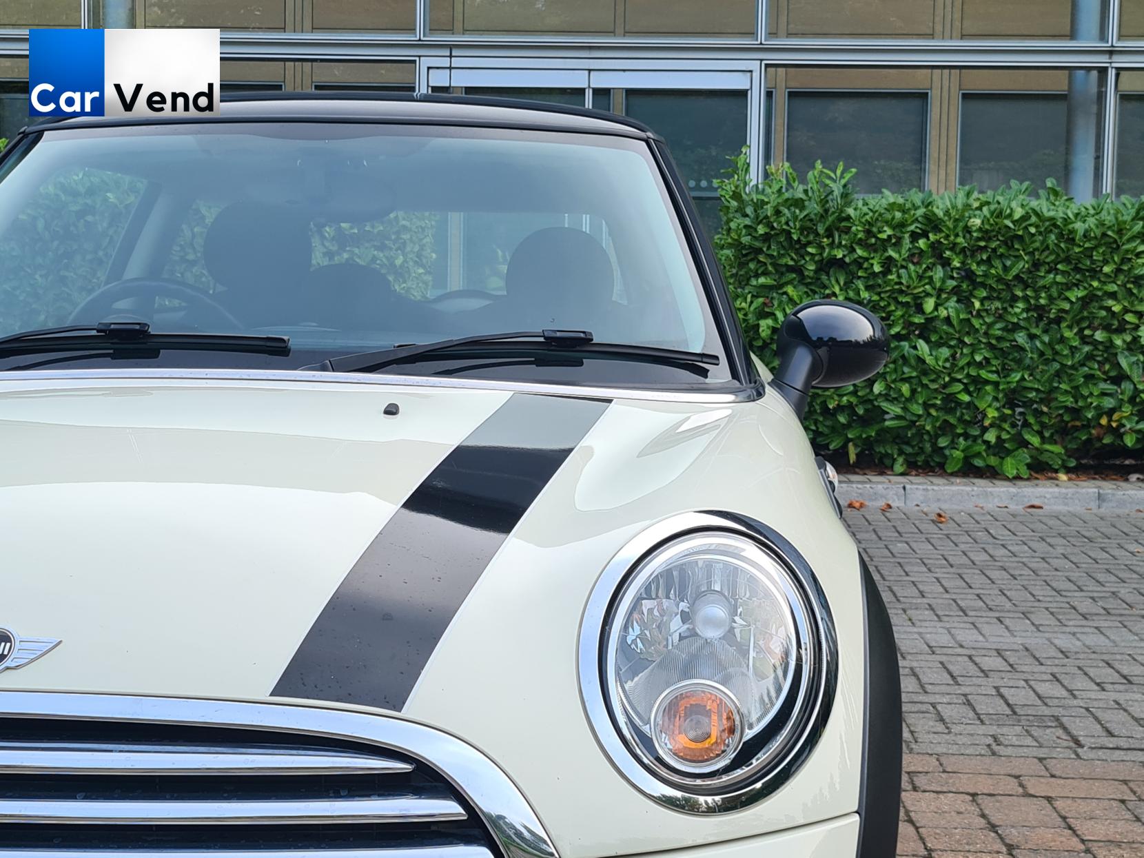 MINI Hatch 1.6 Cooper Hatchback 3dr Petrol Manual Euro 5 (s/s) (122 ps)