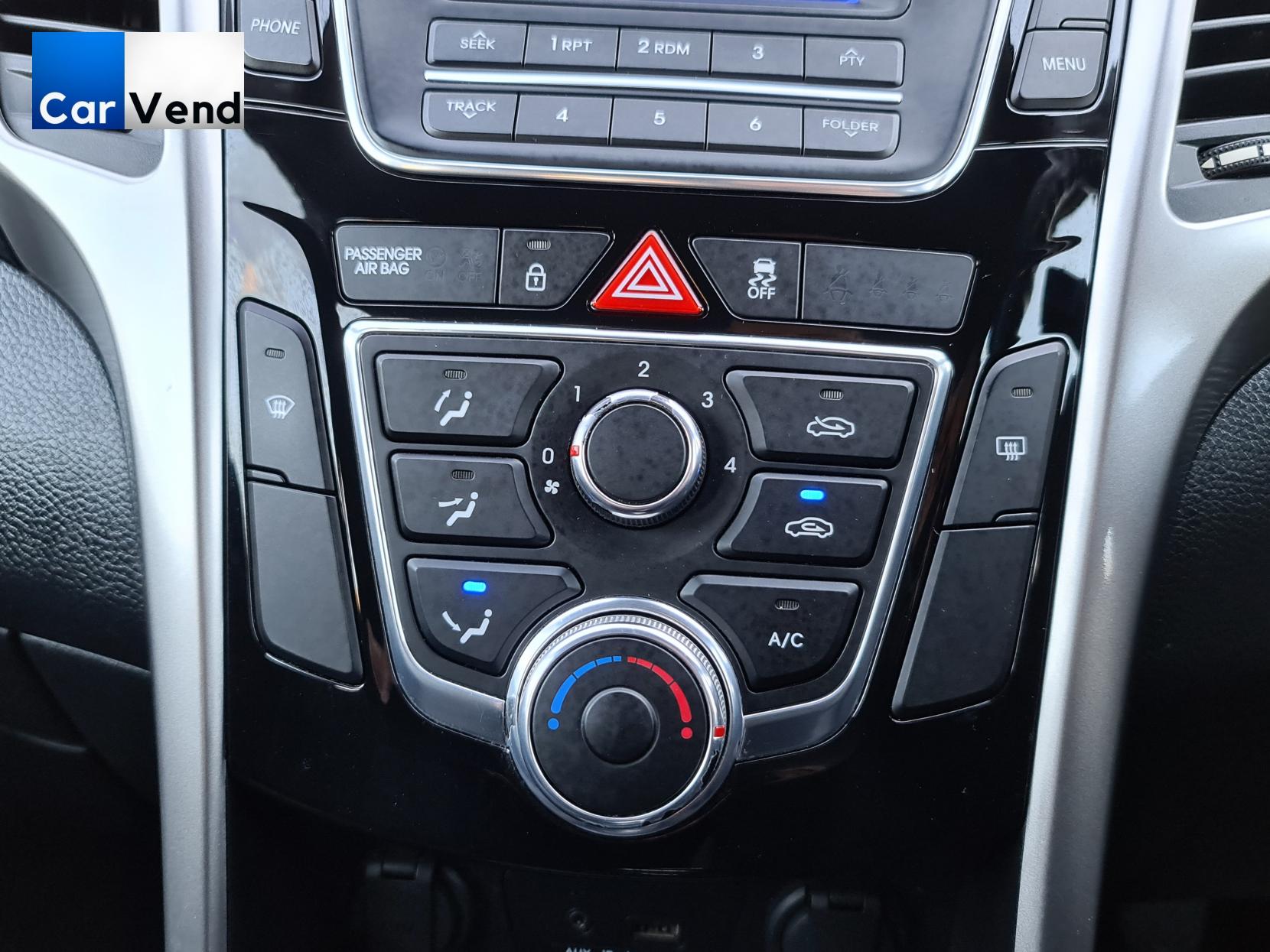Hyundai i30 1.4 Active Hatchback 5dr Petrol Manual Euro 5 (100 ps)
