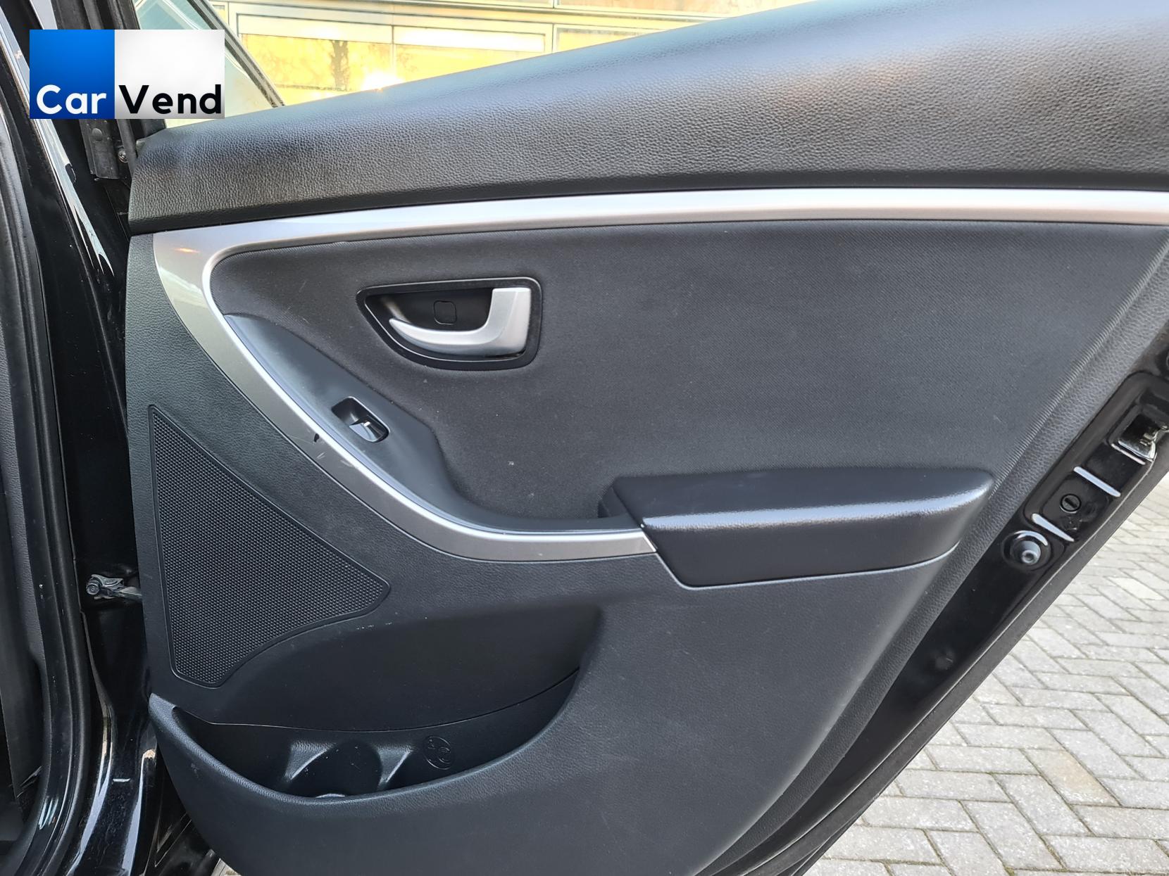 Hyundai i30 1.4 Active Hatchback 5dr Petrol Manual Euro 5 (100 ps)