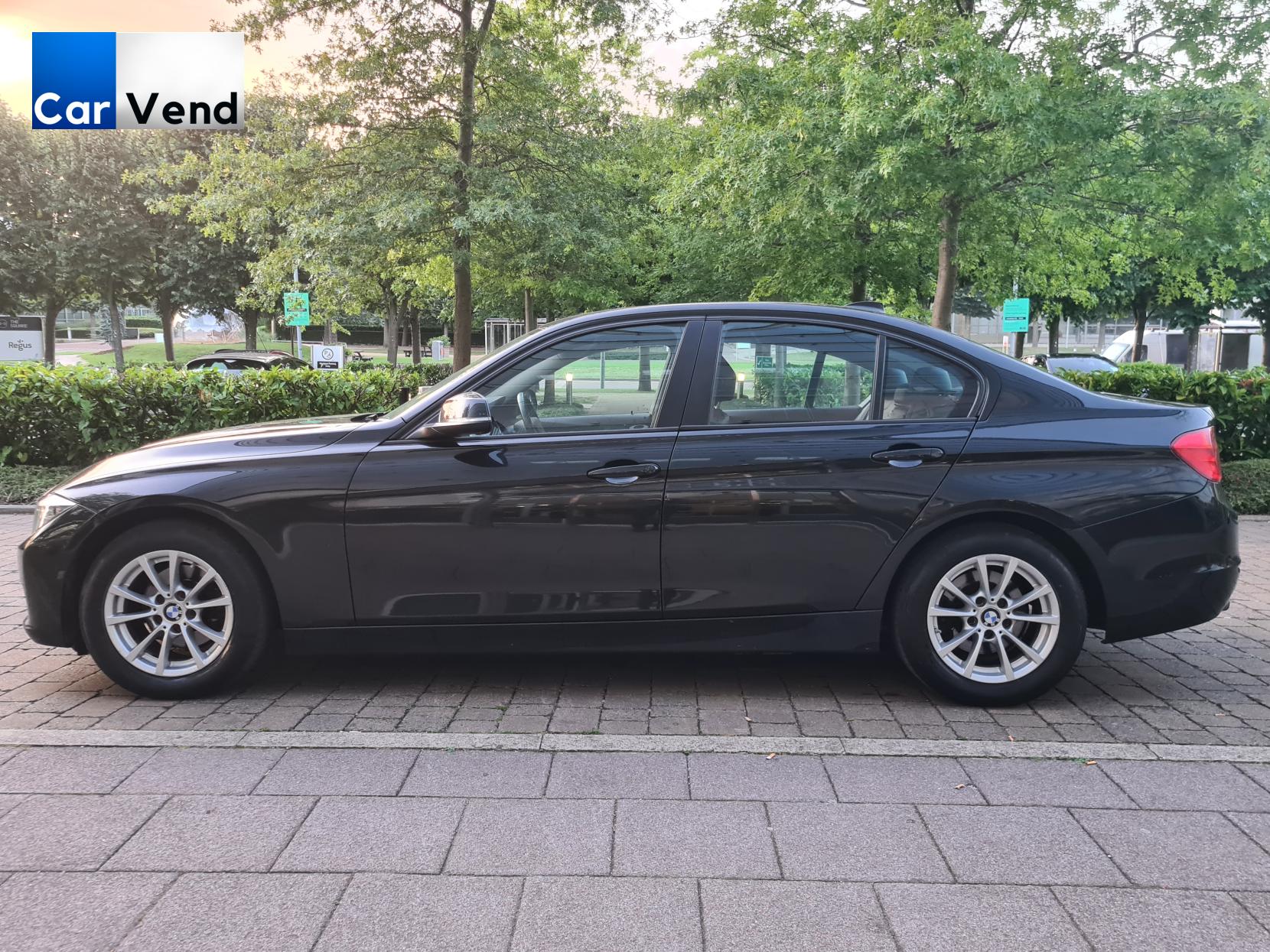 BMW 3 Series 2.0 320d ED EfficientDynamics Business Saloon 4dr Diesel Manual Euro 5 (s/s) (163 ps)