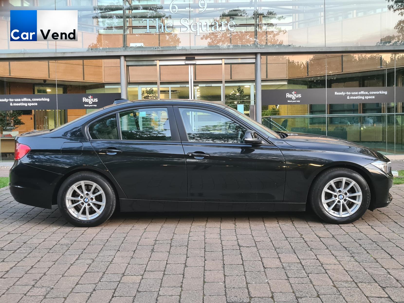 BMW 3 Series 2.0 320d ED EfficientDynamics Business Saloon 4dr Diesel Manual Euro 5 (s/s) (163 ps)