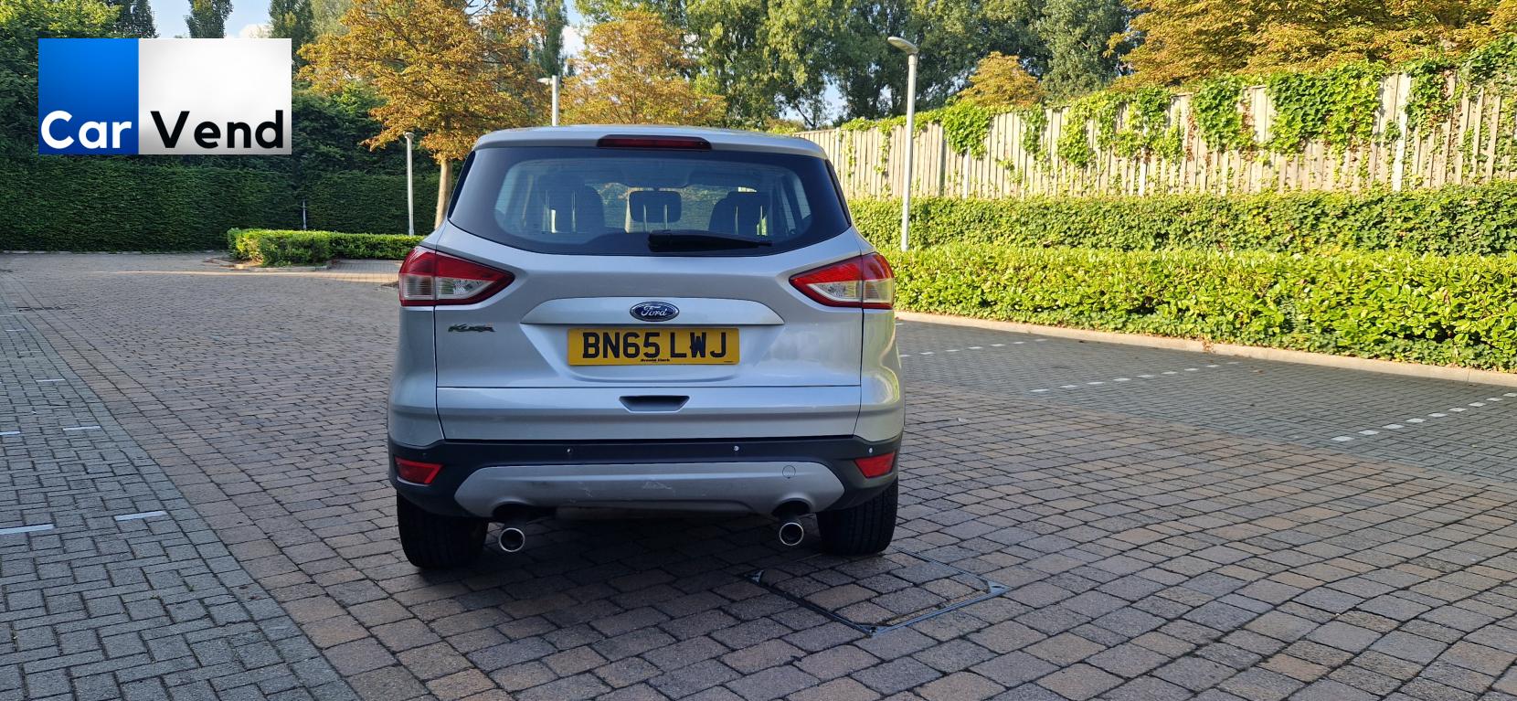 Ford Kuga 2.0 TDCi Zetec SUV 5dr Diesel Manual 2WD Euro 6 (s/s) (150 ps)