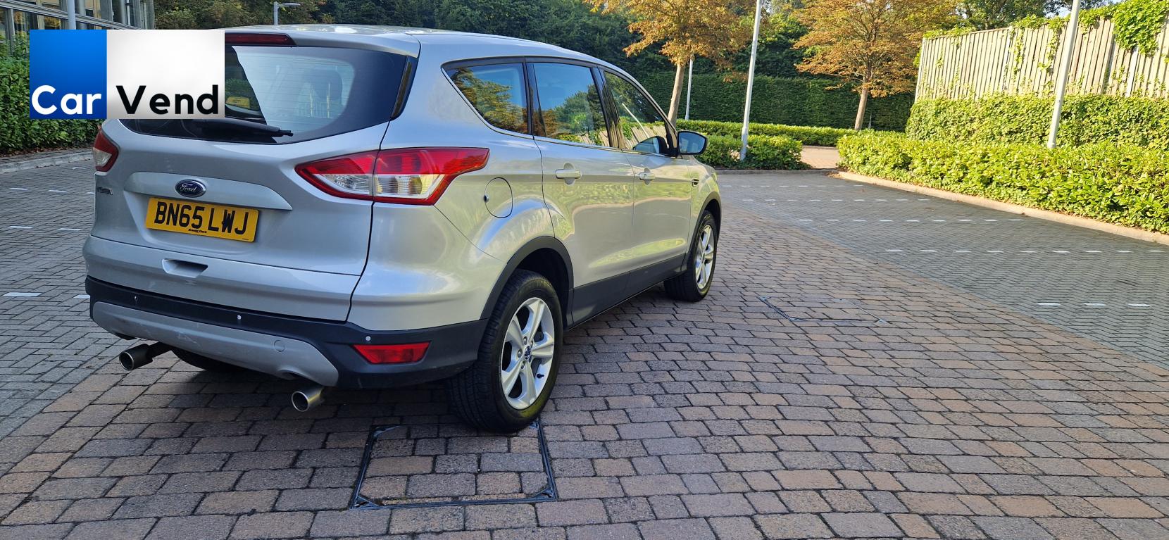 Ford Kuga 2.0 TDCi Zetec SUV 5dr Diesel Manual 2WD Euro 6 (s/s) (150 ps)