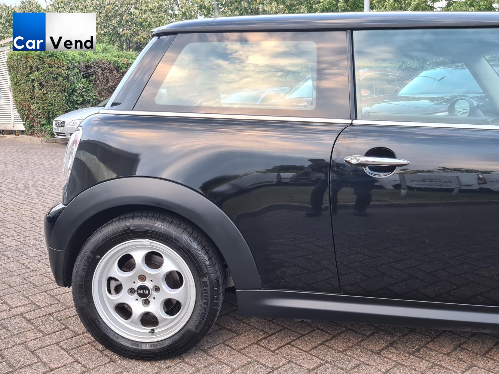 MINI Hatch 1.6 One Hatchback 3dr Petrol Manual Euro 5 (98 ps)