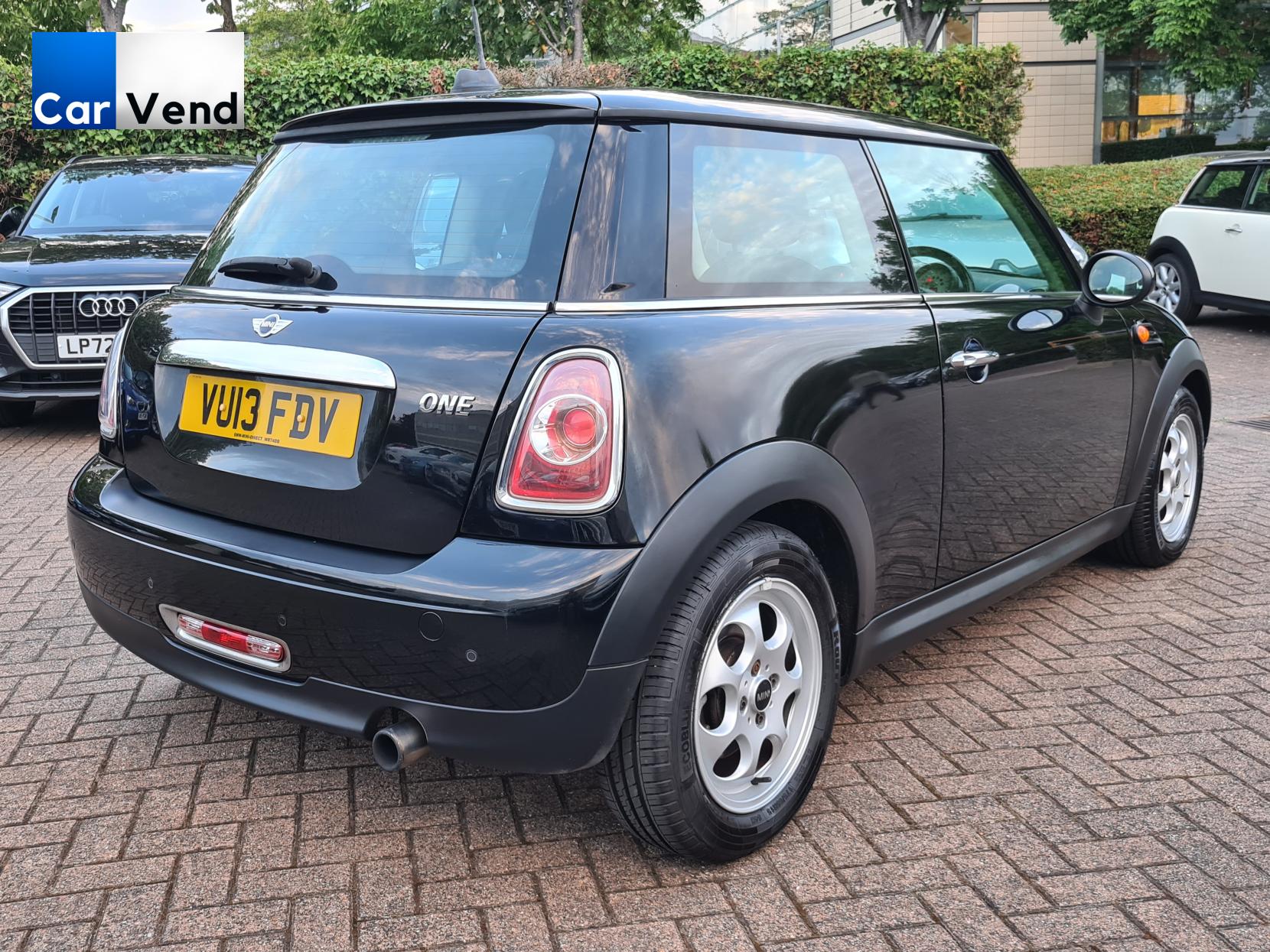 MINI Hatch 1.6 One Hatchback 3dr Petrol Manual Euro 5 (98 ps)