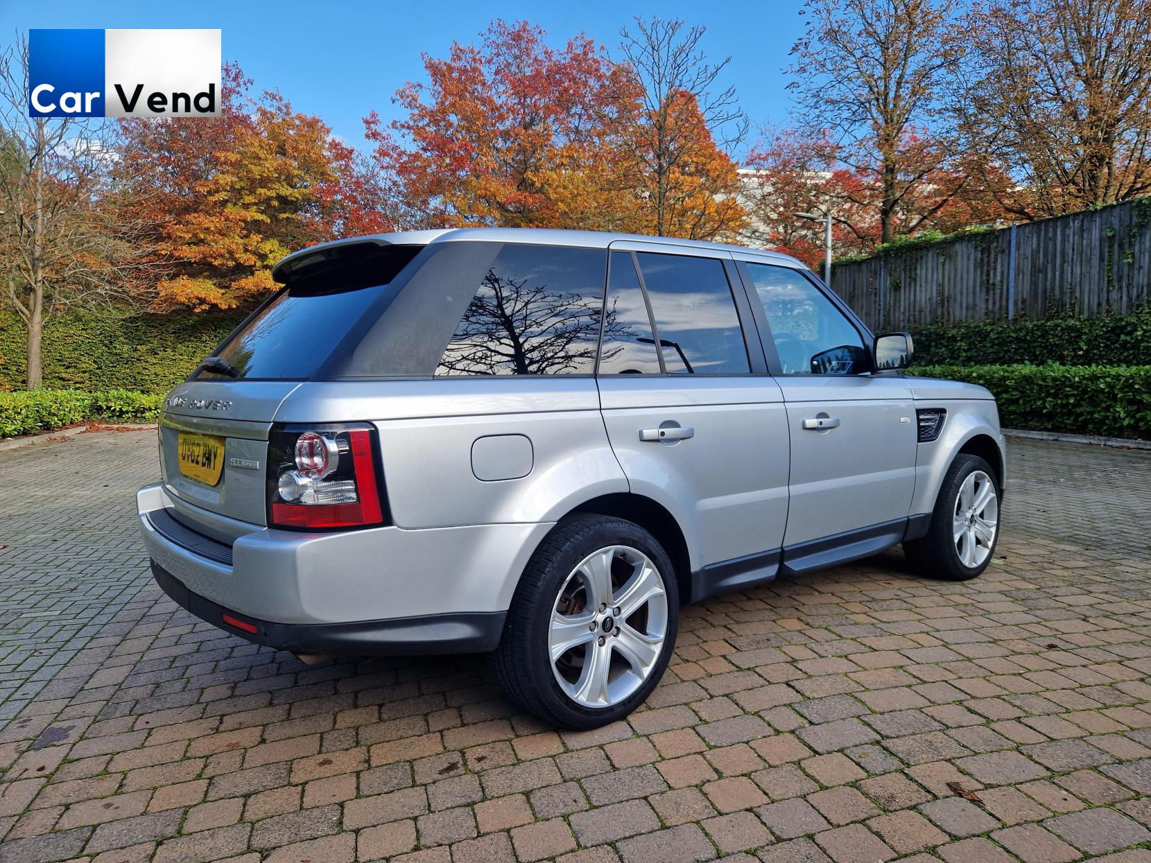 Land Rover Range Rover Sport 3.0 SD V6 HSE Luxury SUV 5dr Diesel Auto 4WD Euro 5 (255 bhp)