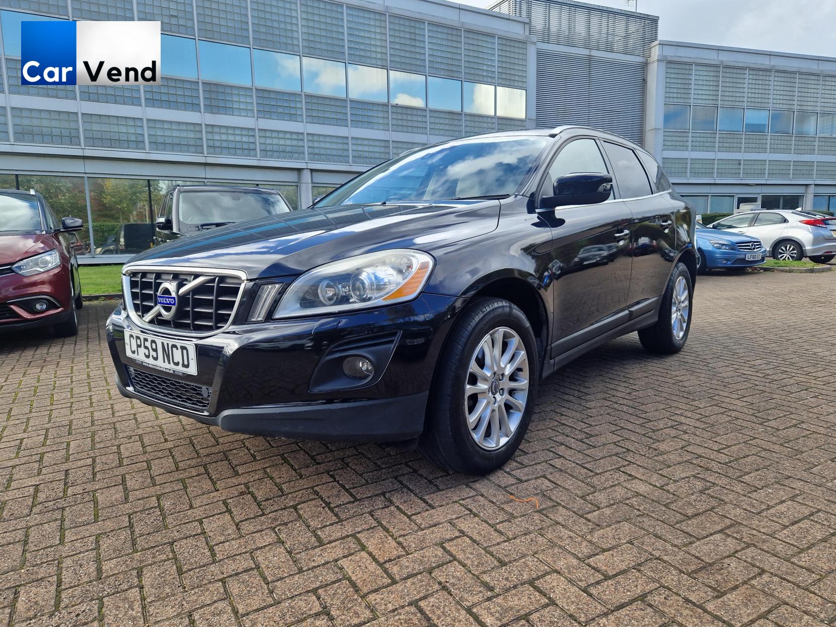 Volvo XC60 2.4 D5 SE Lux SUV 5dr Diesel Geartronic AWD Euro 4 (205 ps)