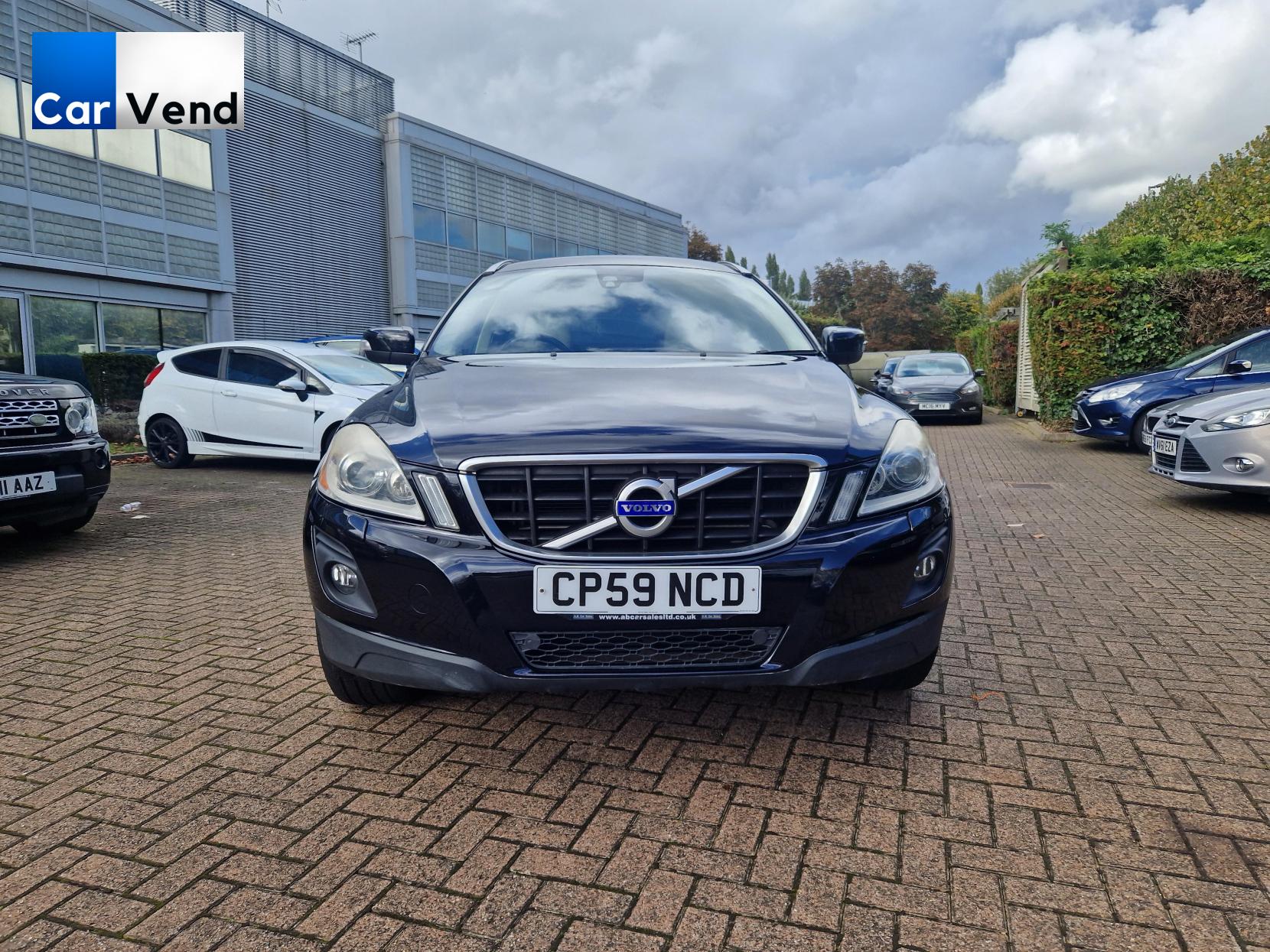 Volvo XC60 2.4 D5 SE Lux SUV 5dr Diesel Geartronic AWD Euro 4 (205 ps)