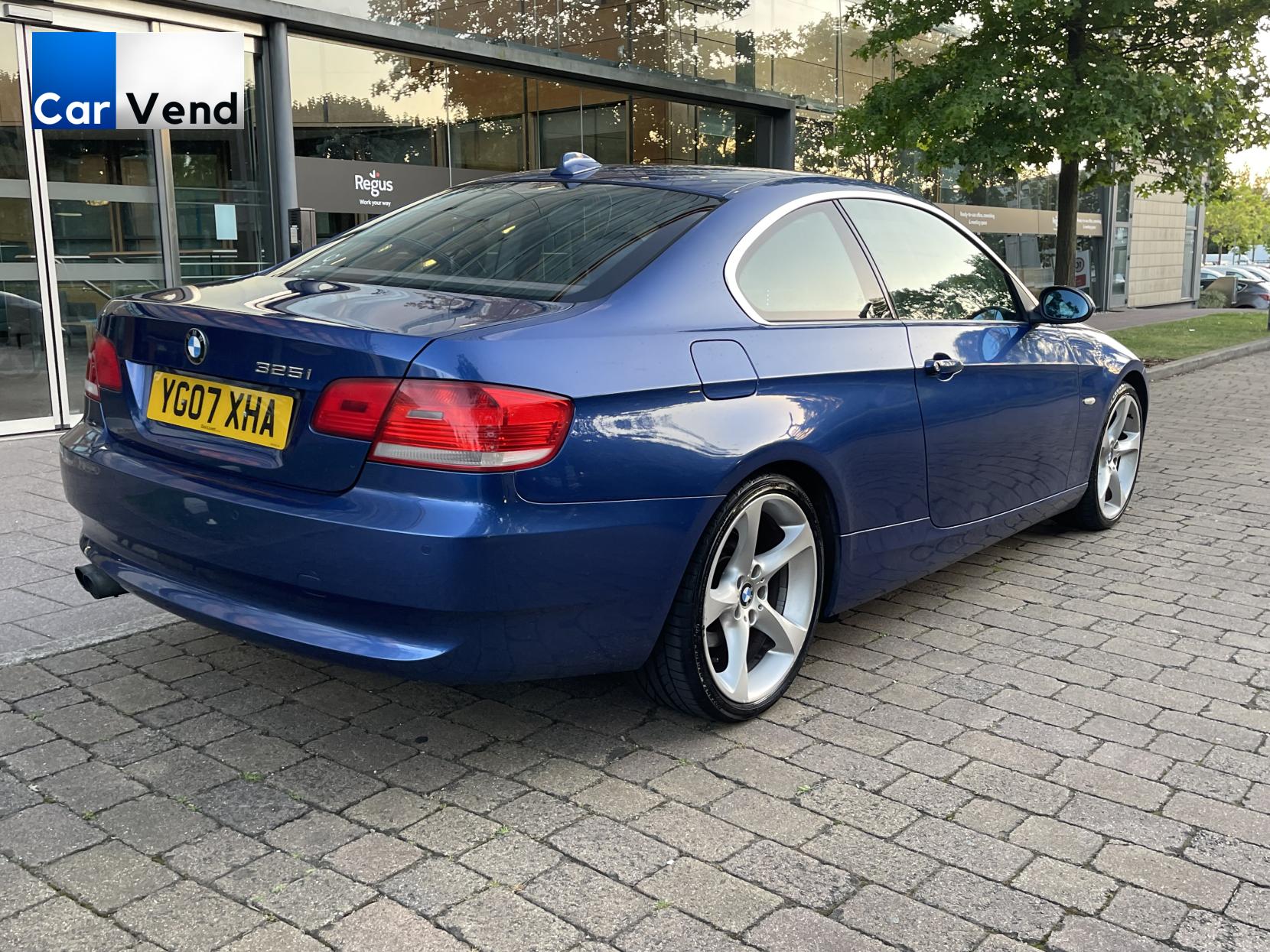 BMW 3 Series 2.5 325i SE Coupe 2dr Petrol Steptronic Euro 4 (218 ps)