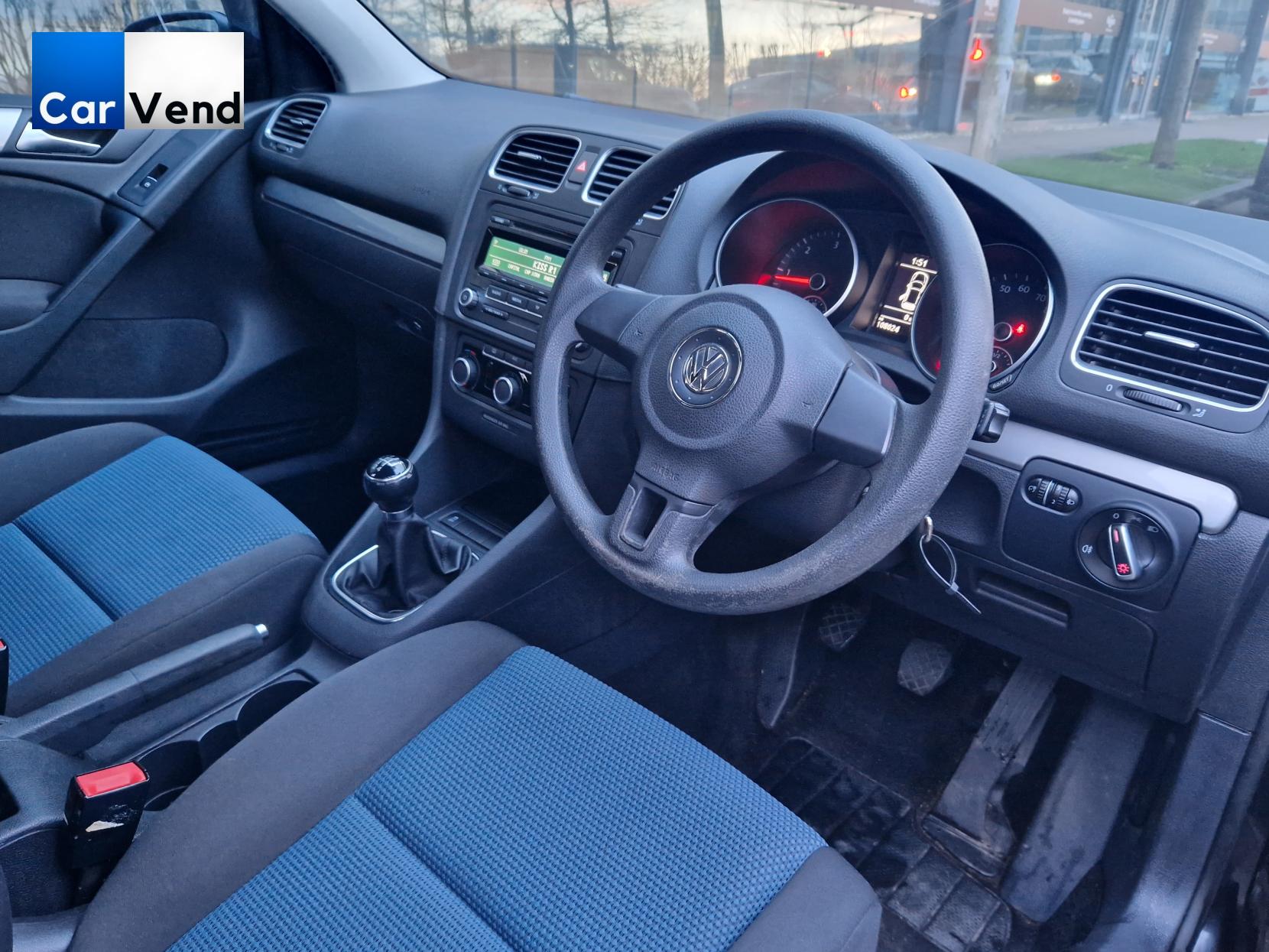 Volkswagen Golf 1.6 TDI BlueMotion Hatchback 5dr Diesel Manual Euro 5 (s/s) (105 ps)