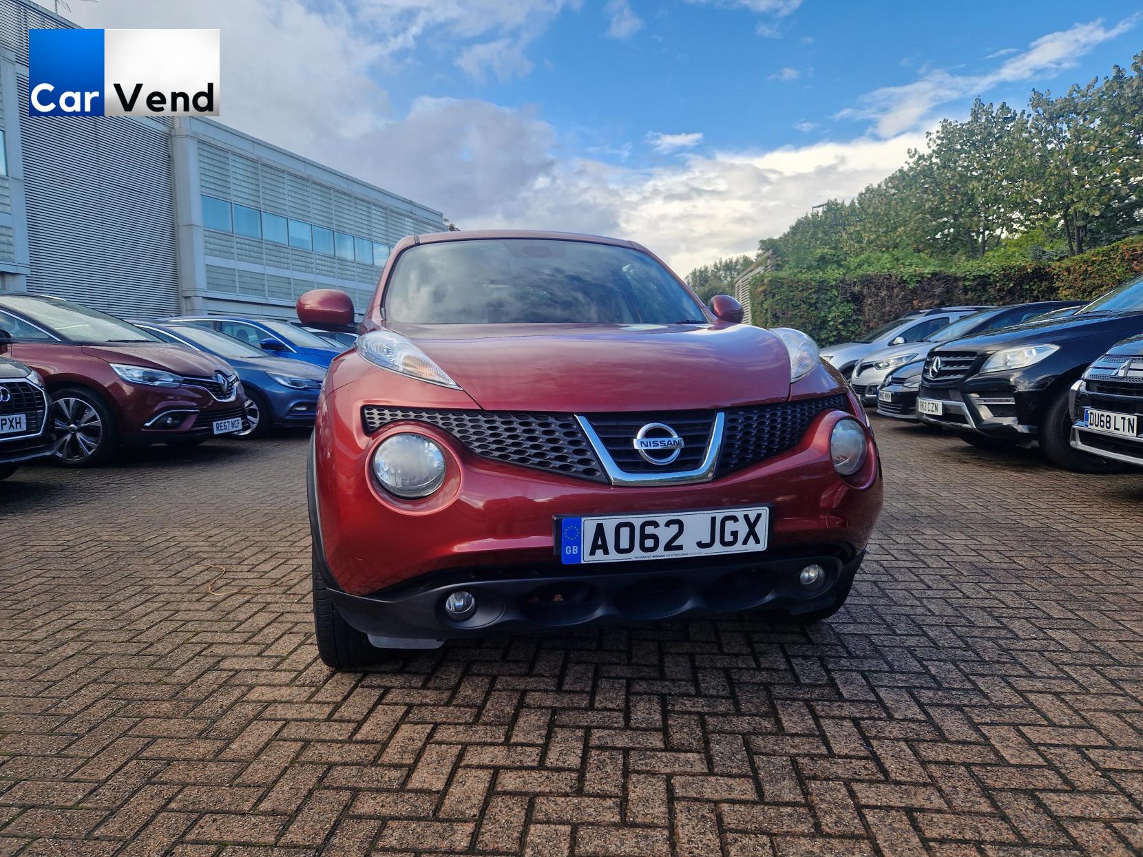 Nissan Juke 1.6 Tekna SUV 5dr Petrol CVT Euro 5 (117 ps)