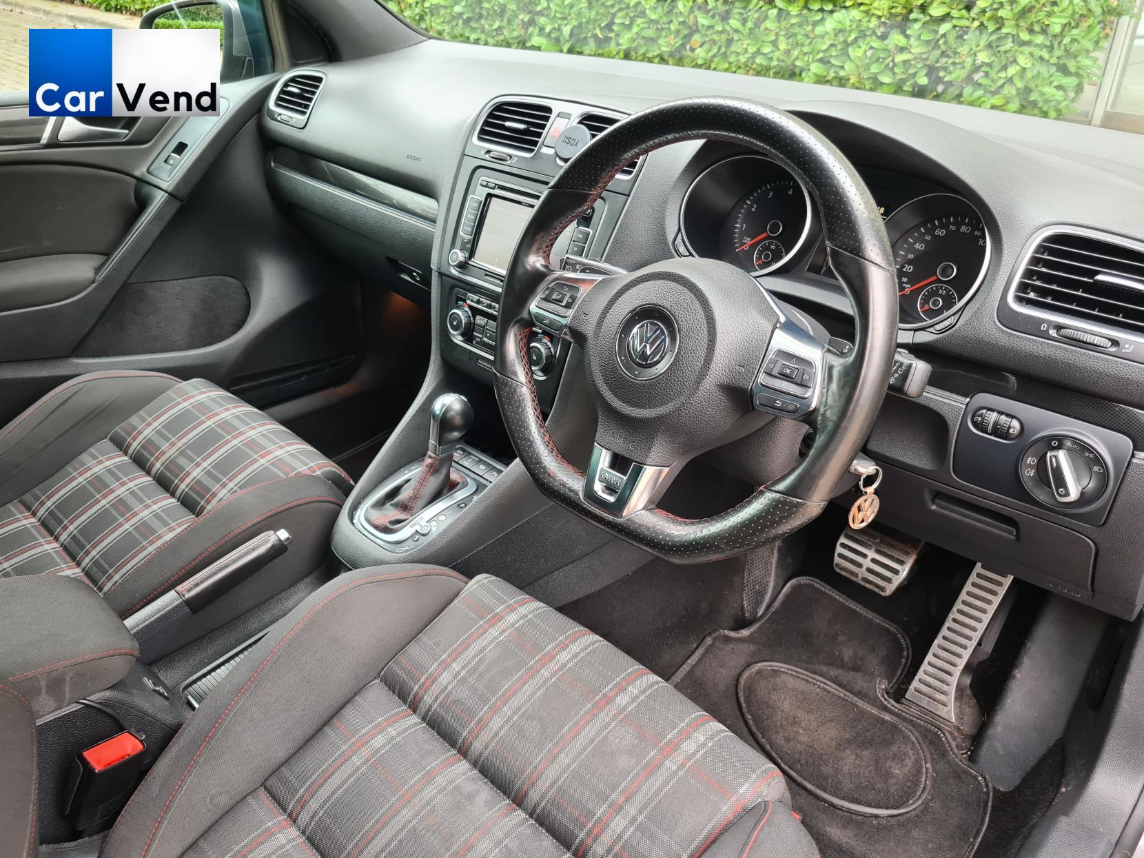 Volkswagen Golf 2.0 TSI GTI Hatchback 5dr Petrol DSG Euro 5 (210 ps)