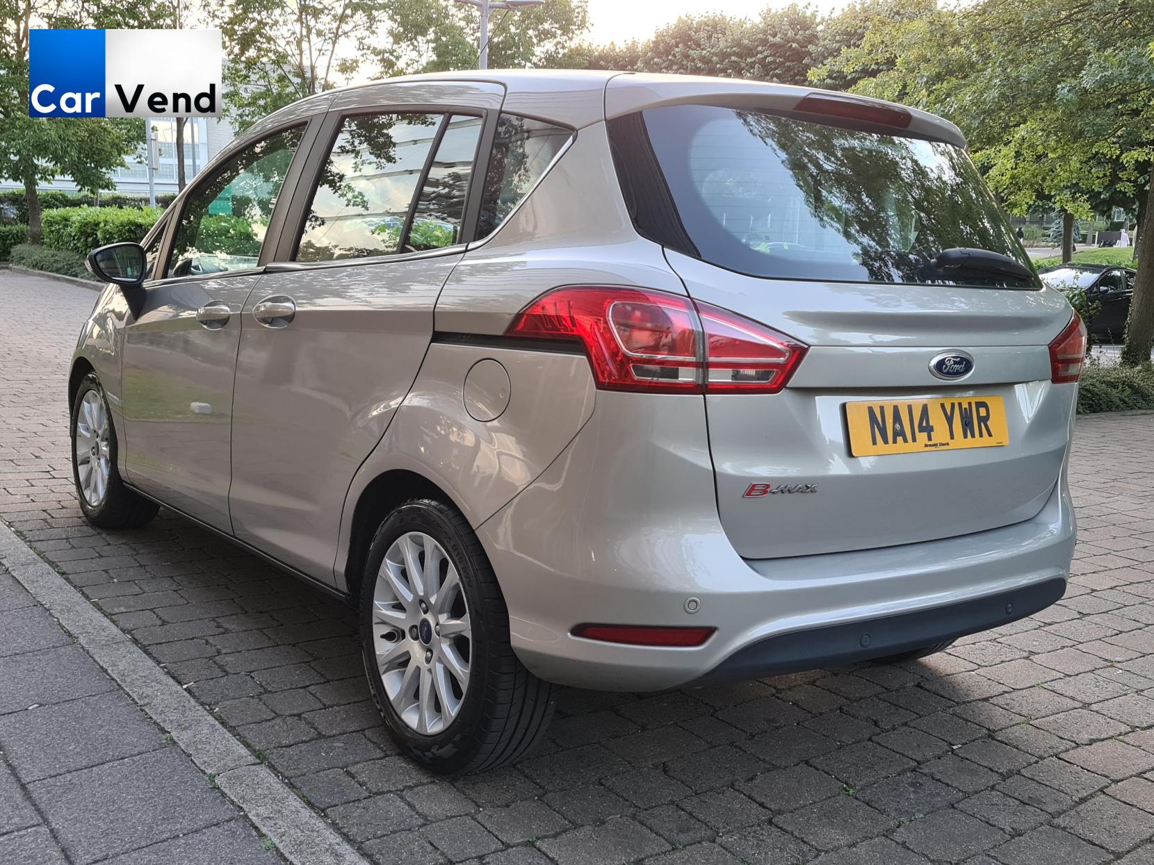 Ford B-Max 1.6 Titanium MPV 5dr Petrol Powershift Euro 5 (105 ps)